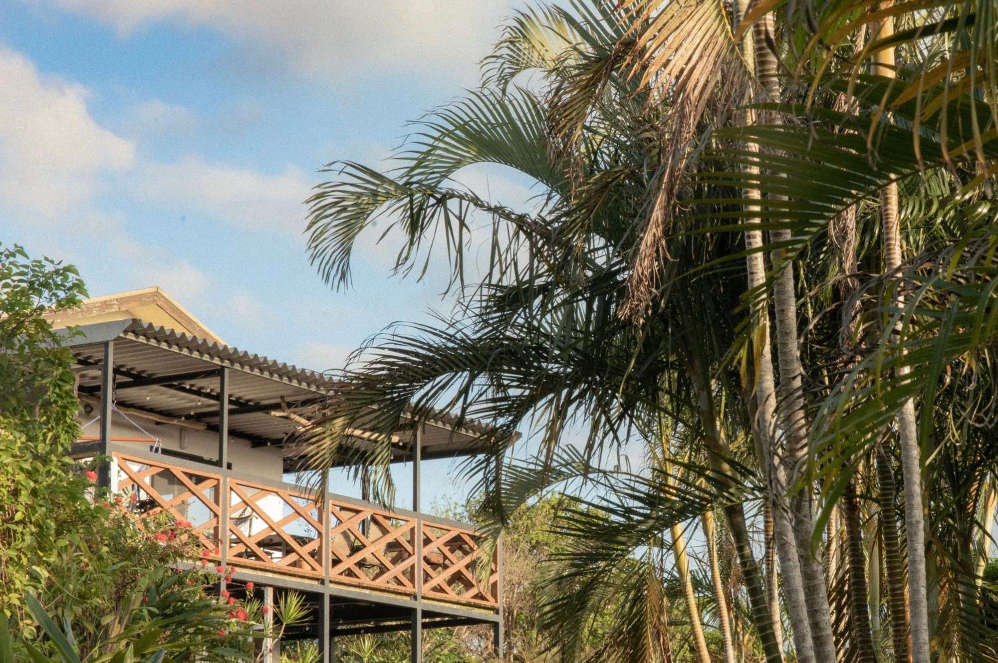 Mambo Hostel Okinawa Мотобу Экстерьер фото